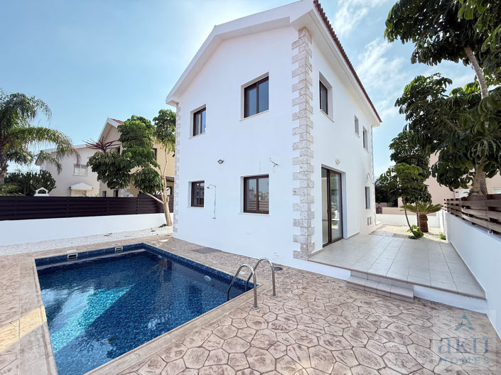 Image No.1-3 Bed Villa for sale