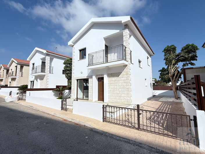 Image No.20-3 Bed Villa for sale