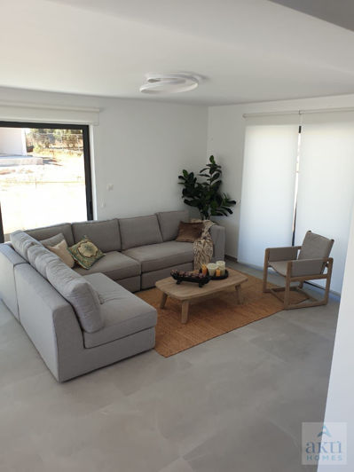 Image No.9-3 Bed Villa for sale