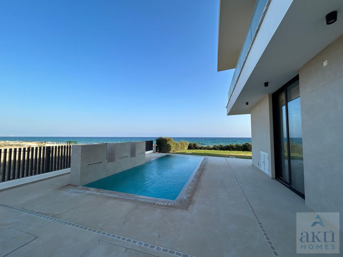 Image No.1-4 Bed Villa for sale