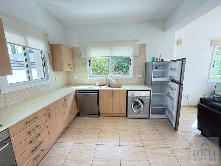 Image No.3-3 Bed Villa for sale