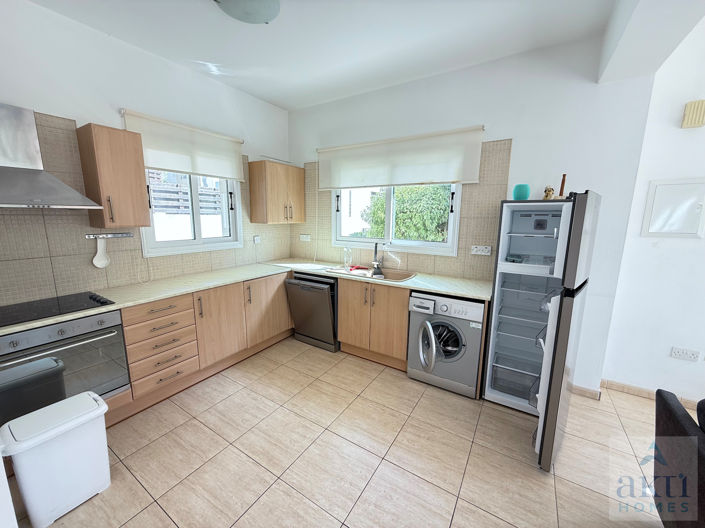 Image No.12-3 Bed Villa for sale