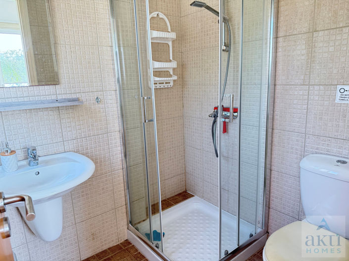 Image No.18-3 Bed Villa for sale