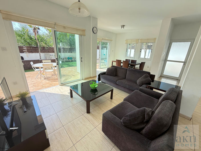 Image No.8-3 Bed Villa for sale