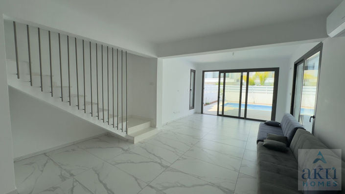 Image No.3-4 Bed Villa for sale