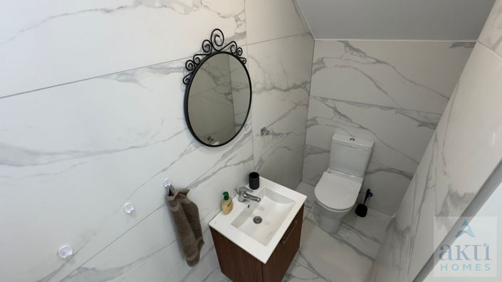 Image No.6-Villa de 4 chambres à vendre à Larnaca