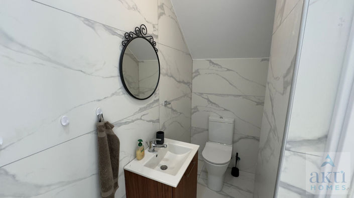 Image No.7-4 Bed Villa for sale