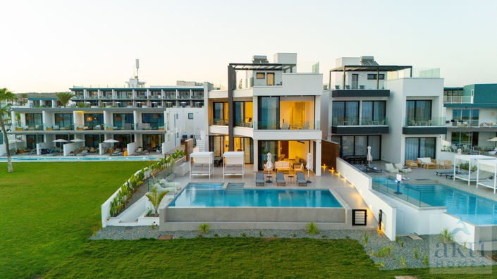 Image No.1-4 Bed Villa for sale