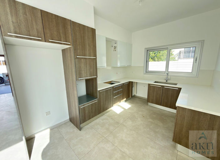 Image No.8-4 Bed Villa for sale