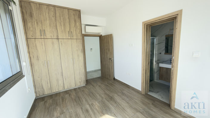 Image No.11-3 Bed Villa for sale