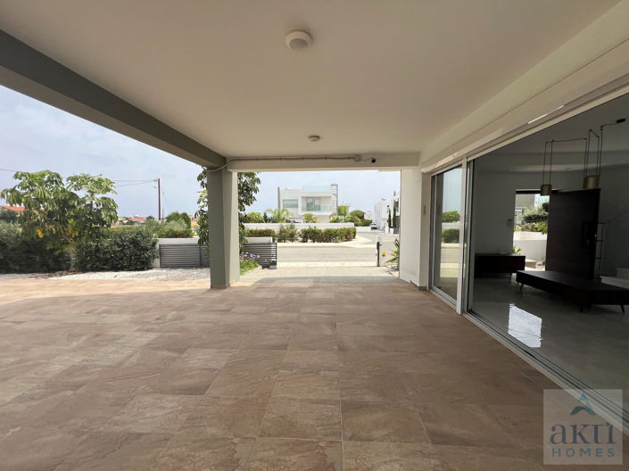 Image No.17-3 Bed Villa for sale