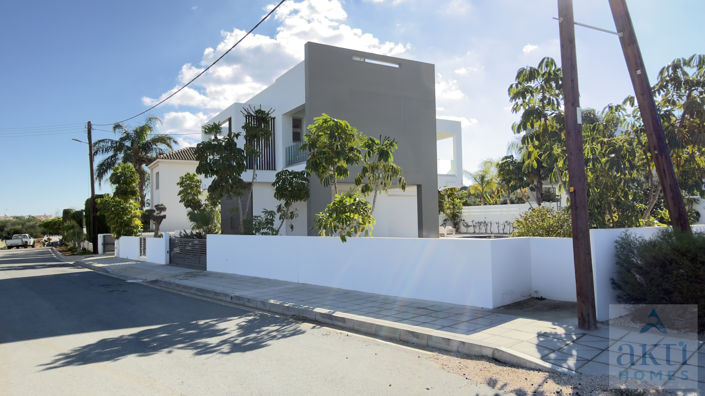 Image No.22-3 Bed Villa for sale