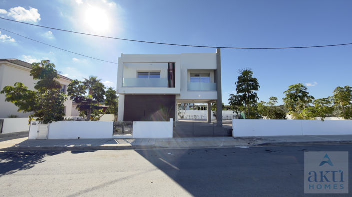 Image No.26-3 Bed Villa for sale