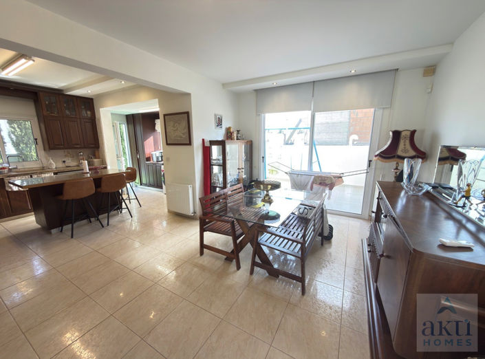 Image No.9-4 Bed Villa for sale