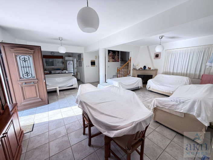 Image No.10-3 Bed Villa for sale