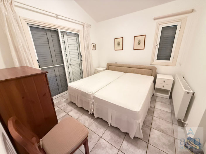 Image No.18-3 Bed Villa for sale