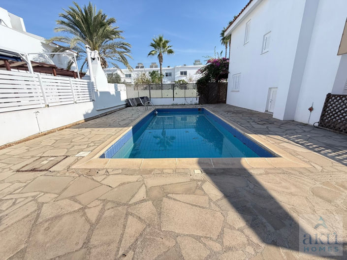 Image No.25-3 Bed Villa for sale