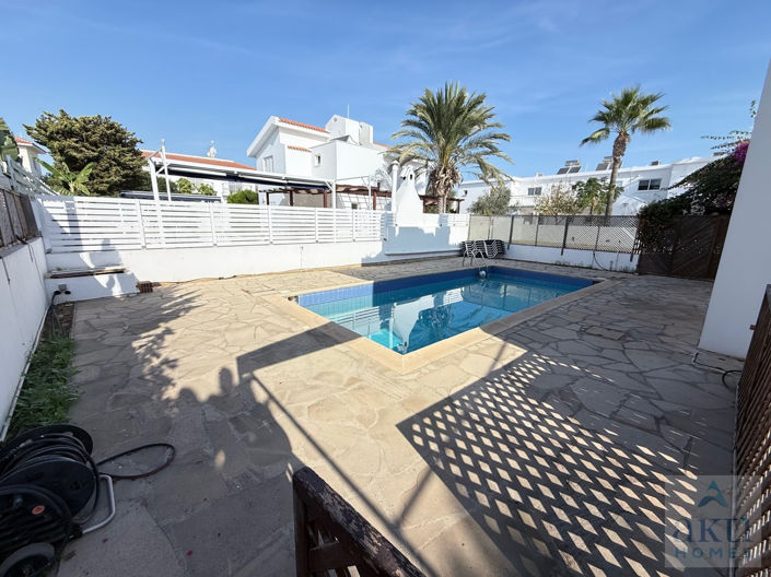 Image No.27-3 Bed Villa for sale