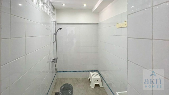 Image No.11-5 Bed Villa for sale