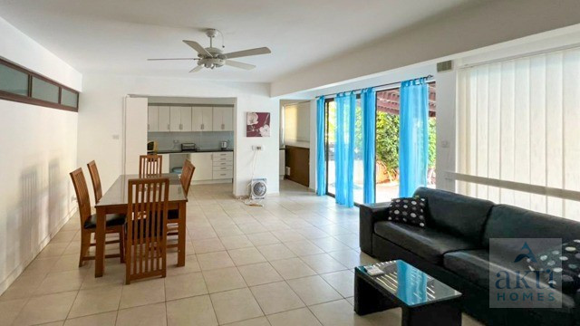 Image No.3-5 Bed Villa for sale