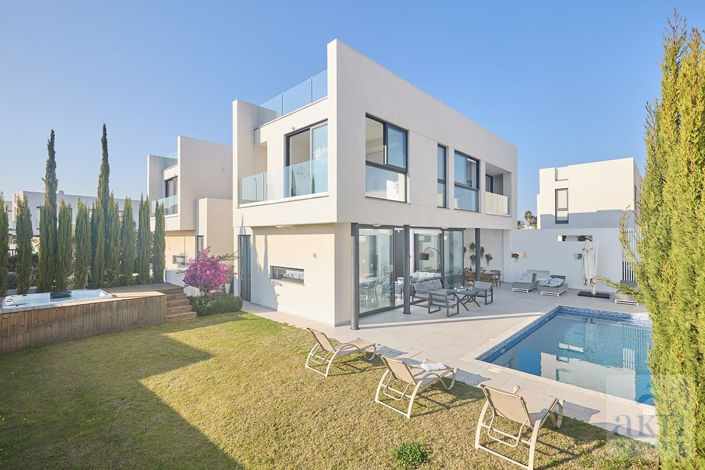 Image No.1-Villa de 3 chambres à vendre à Pernera