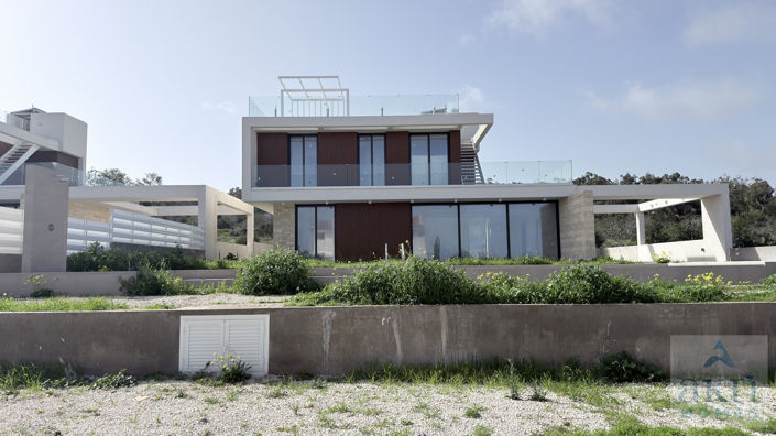 Image No.3-3 Bed Villa for sale