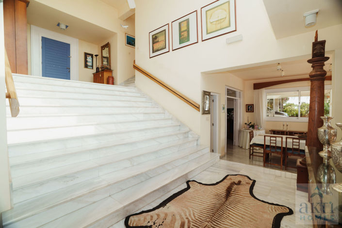 Image No.10-3 Bed Villa for sale