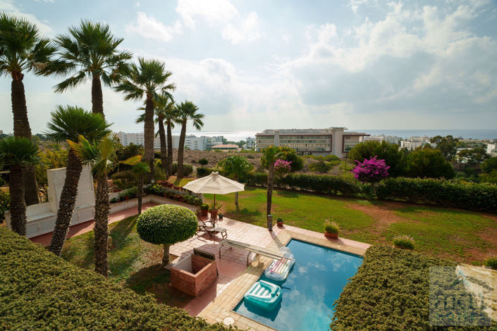 Image No.2-3 Bed Villa for sale