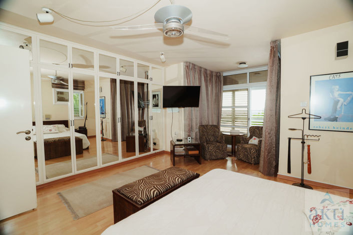 Image No.22-3 Bed Villa for sale