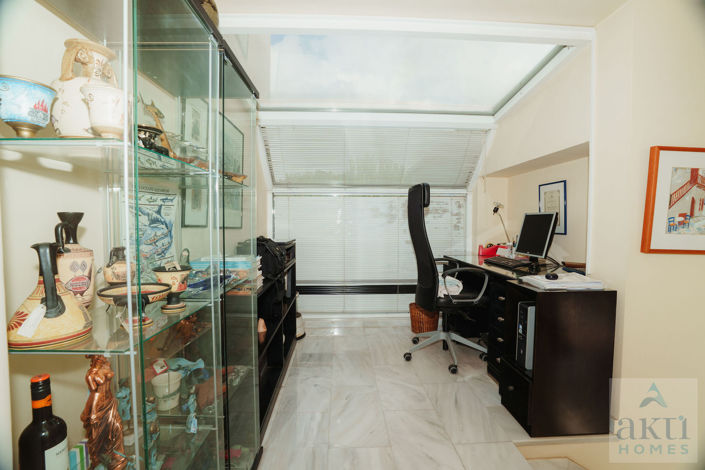 Image No.28-3 Bed Villa for sale