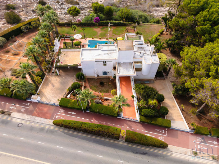 Image No.38-3 Bed Villa for sale