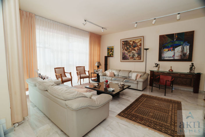 Image No.4-3 Bed Villa for sale