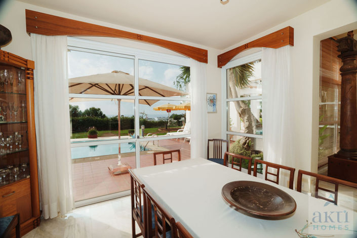 Image No.8-3 Bed Villa for sale