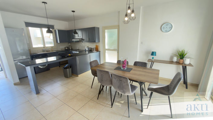 Image No.2-3 Bed Villa for sale