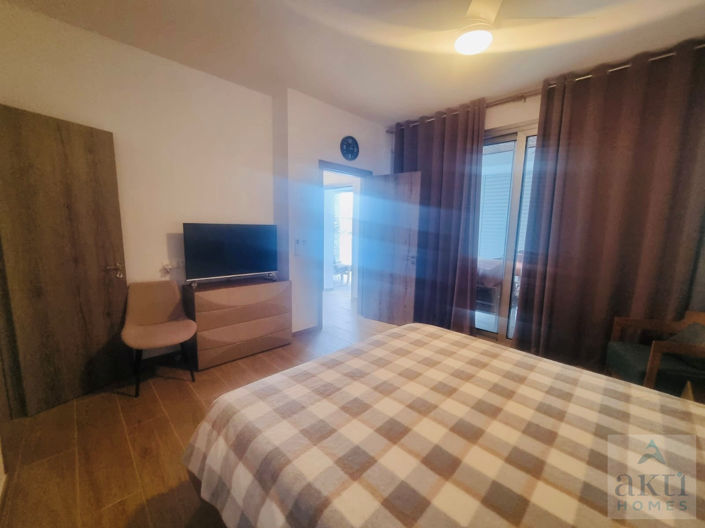 Image No.13-3 Bed House for sale