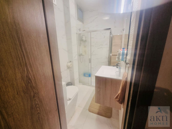 Image No.20-3 Bed House for sale