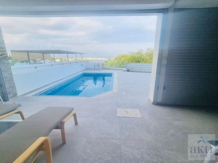 Image No.27-3 Bed House for sale