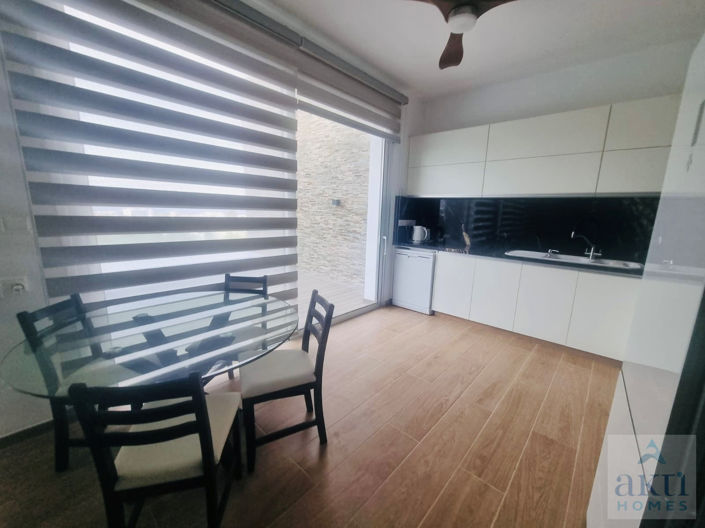 Image No.5-3 Bed House for sale