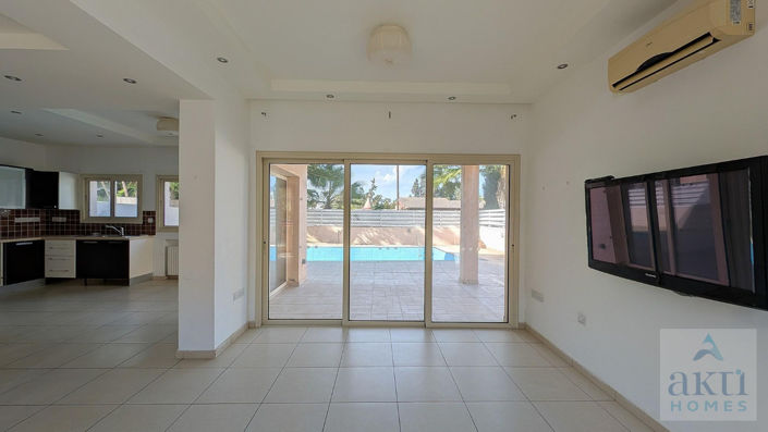 Image No.4-3 Bed Villa for sale