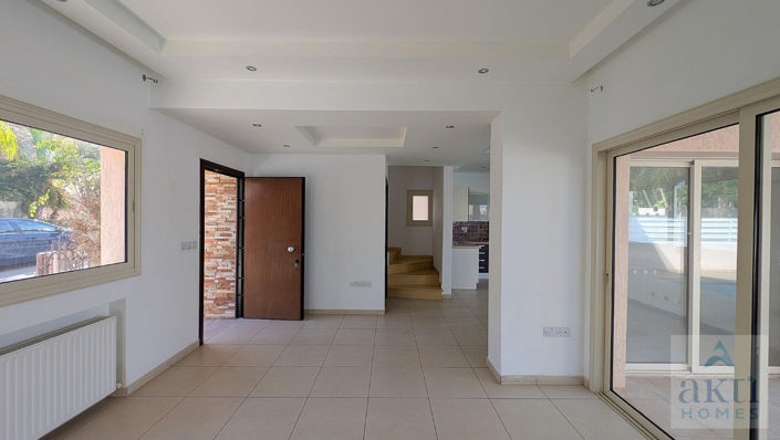 Image No.5-3 Bed Villa for sale