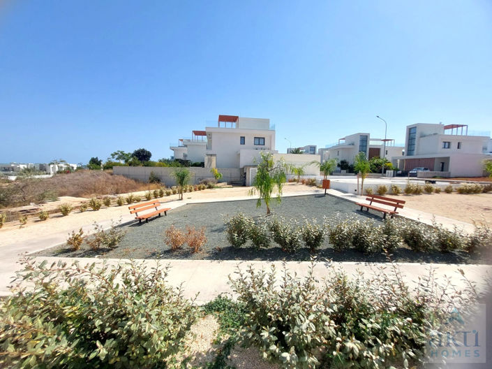 Image No.32-3 Bed Villa for sale