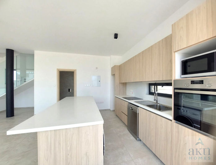 Image No.6-3 Bed Villa for sale