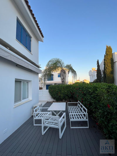 Image No.14-2 Bed Villa for sale