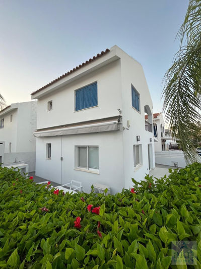 Image No.18-2 Bed Villa for sale