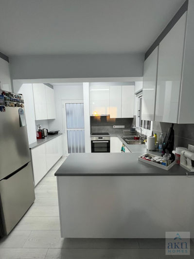 Image No.5-2 Bed Villa for sale