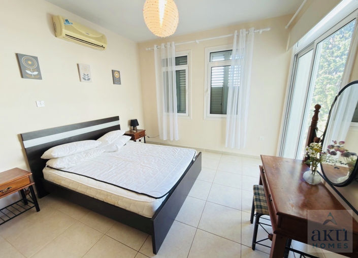 Image No.10-2 Bed Villa for sale