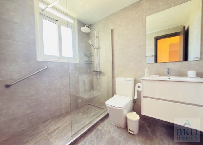 Image No.14-2 Bed Villa for sale