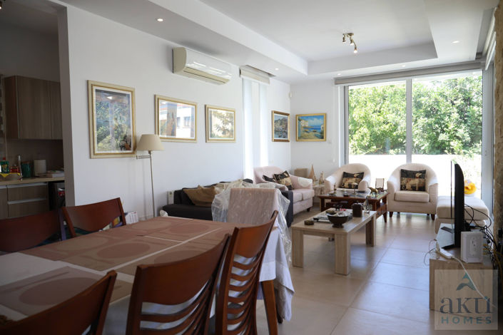 Image No.4-4 Bed Villa for sale