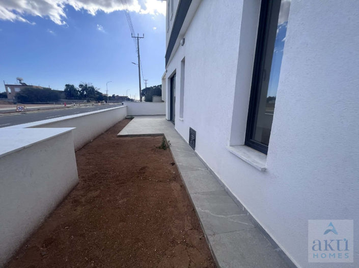 Image No.6-Villa de 4 chambres à vendre à Deryneia