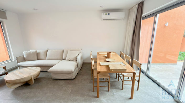 Image No.3-3 Bed Villa for sale